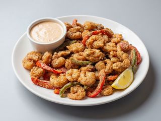 FRITTO MISTO & GARLIC SAUCE (PT 2 PERS) 