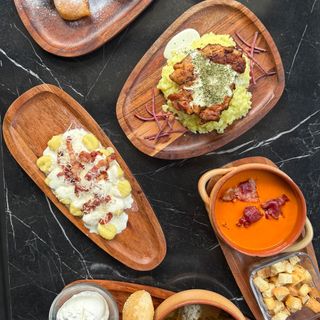 Aperitiv si fel principal