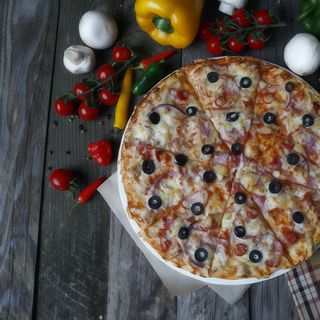 Pizza Taraneasca mica Ø 26cm