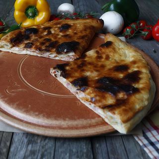 Pizza Calzone (împăturită) mica Ø 26cm