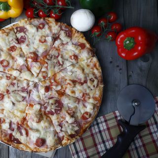 Pizza Carnivora mica Ø 26cm