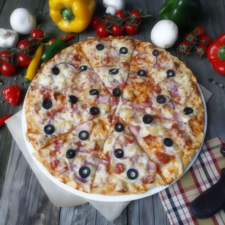 Pizza Taraneasca mare Ø 32cm