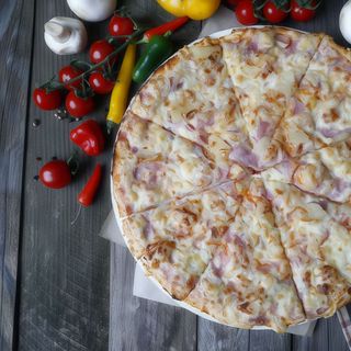 Pizza Hawai mare cu margine king Ø 32cm