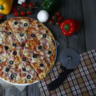 Pizza Taraneasca mare  cu margine king Ø 32cm