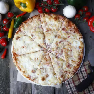 Pizza Carbonara mare cu margine king  Ø 32cm