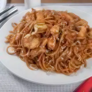 Tăiței prăjiți cu pui