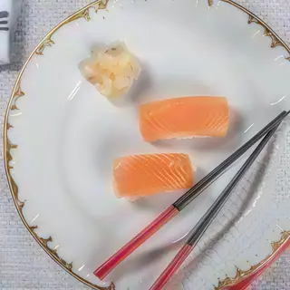Sake nigiri