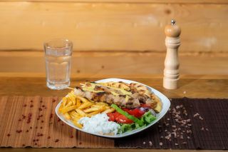 Meniu kalamaki de porc