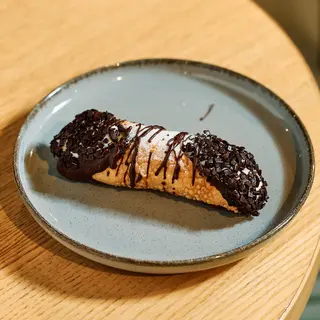 Cannoli cu ciocolata