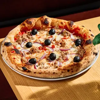Pizza Tonno XXL
