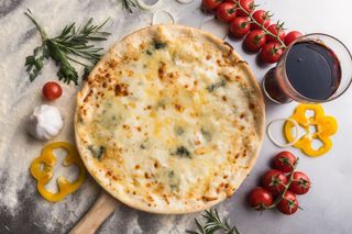 Pizza Quattro Formaggi