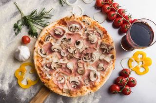 Prosciutto e Funghi
