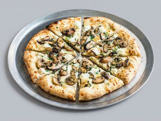 Pizza Funghi