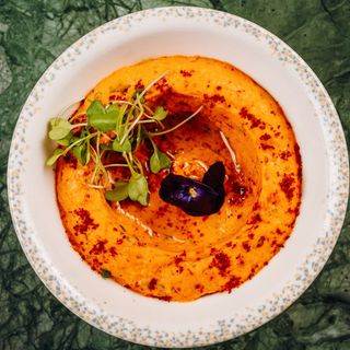 Hummus Beiruti (picant)