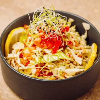 Salată libaneză de varză (Lebanese  cabbage salad)