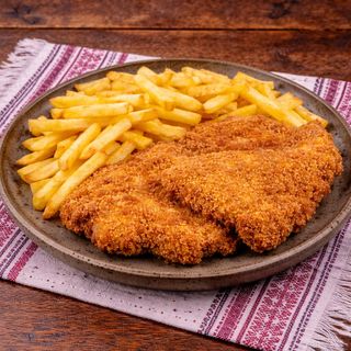 Snitel de porc cu cartofi prajiti