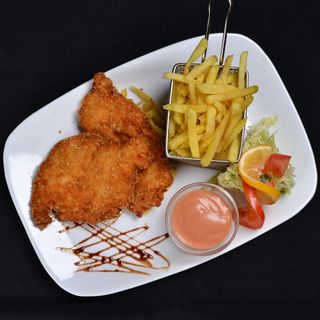 Șnițel cu cartofi prajiti 400g