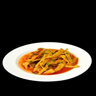 Păstăi cu usturoi și mămăligă