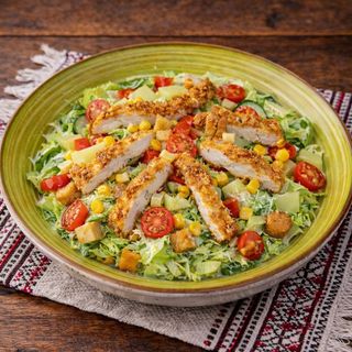 Salată Crispy Pui