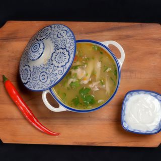 Ciorbă de pui cu tăiței