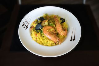 Fructe de mare cu orez in stil nepalez