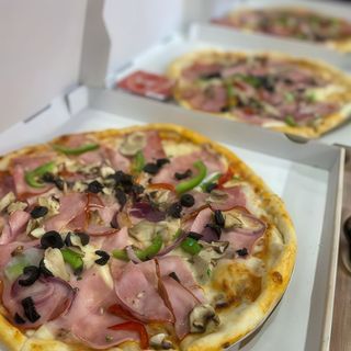 Pizza California Ø33cm