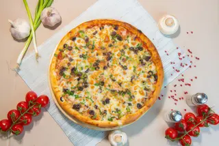 Pizza Al Tonno