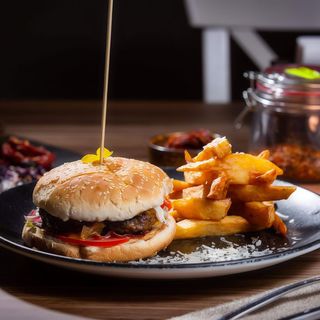 Burger de vită Gourmet