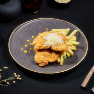 Șnițel de pui cu cartofi