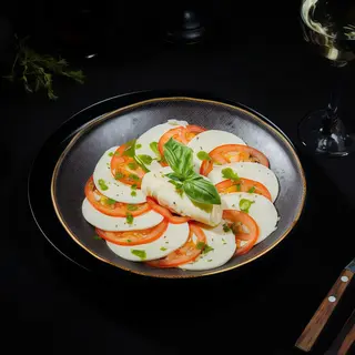 Salata caprese bocconcini