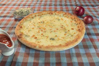 Pizza Quattro Formaggi Ø32cm