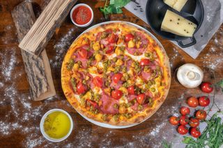 Pizza Milano Forte Ø32cm