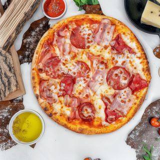 Pizza Quattro Carni Ø32cm