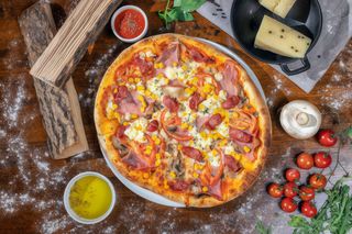 Pizza Putanesca Ø50cm