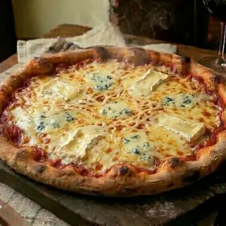 Pizza Quattro Formaggi