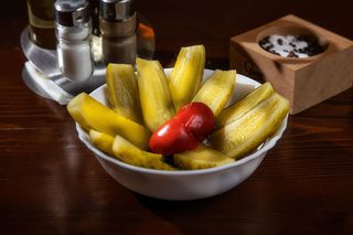 Salată de castraveți în oțet