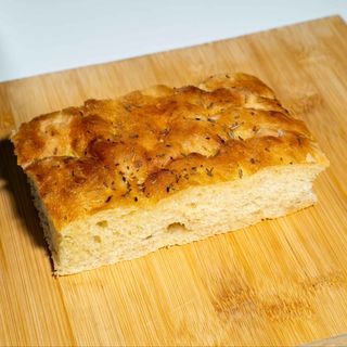 Focaccia de casa condimentata
