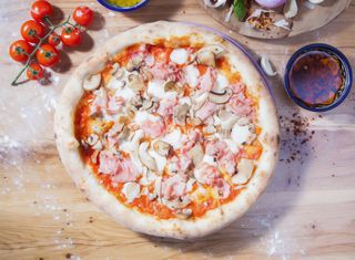 Pizza Cotto e Funghi