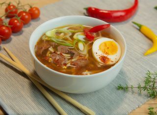 Supa de vita cu taietei