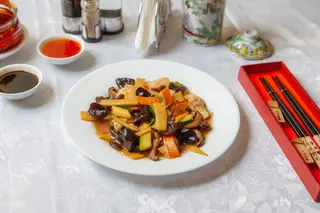 Bambus cu pui și legume