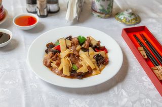 Vită cu bambus și orez