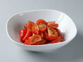 Salată de roșii