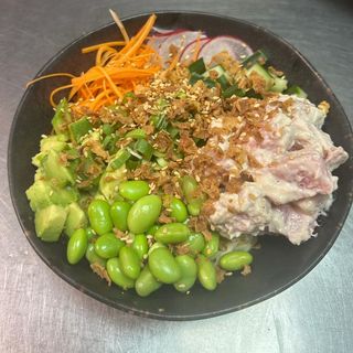 Poke bowl ton rosu