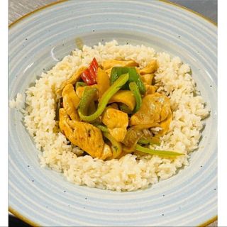 Tigaie picanta cu pui si legume