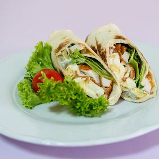 Wrap cu Crispy si garnitura