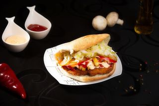 Burger șnițel de pui