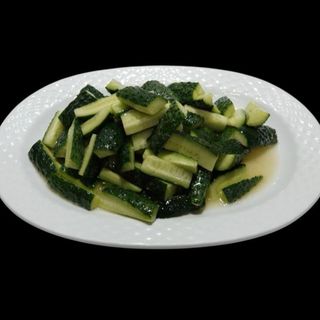 Salata de Castraveti cu Usturoi