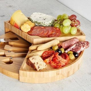 Platou cu branzeturi