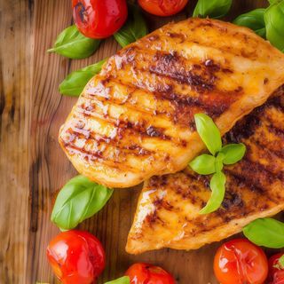 Piept de pui la gratar