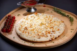 Foccacia cu pizza topping